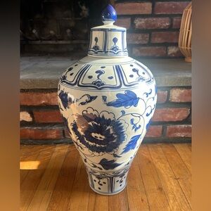 Peony Large Blue and White Ginger Jar with Lid